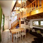 Apartamento Nel Centro Di Dei Marmi