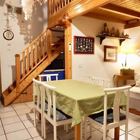 Apartment Nel Centro Di Dei Marmi *