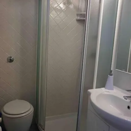 Apartment Nel Centro Di Dei Marmi *