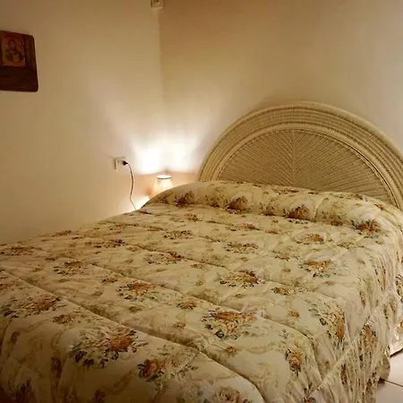 Nel Centro Di Dei Marmi Apartament *