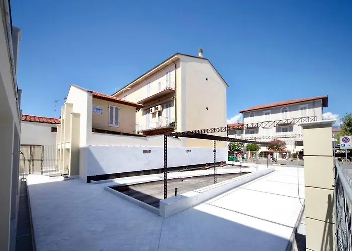 Апартаменты Nel Centro Di Dei Marmi