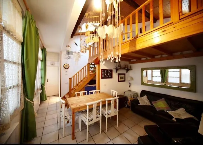 Nel Centro Di Dei Marmi